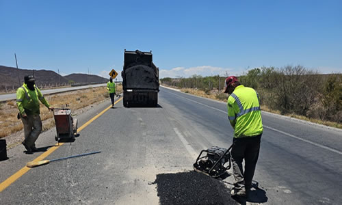 title='Además de toda la red federal carretera en el estado '